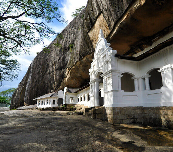 Dambulla Cave Temple